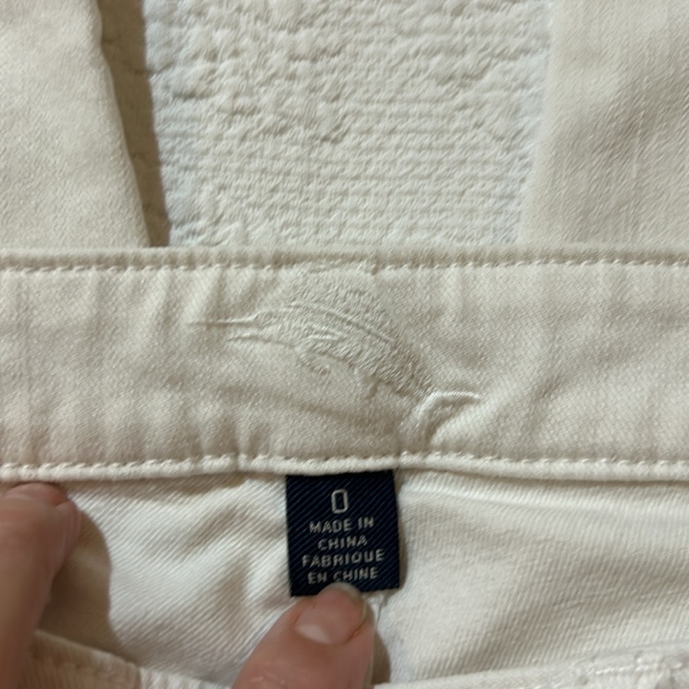Tommy Bahama crop denim. 0 - Picture 3 of 7